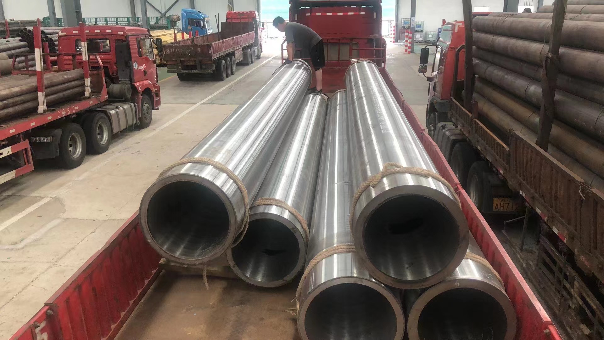 cutting a pipe in construction manufacturer